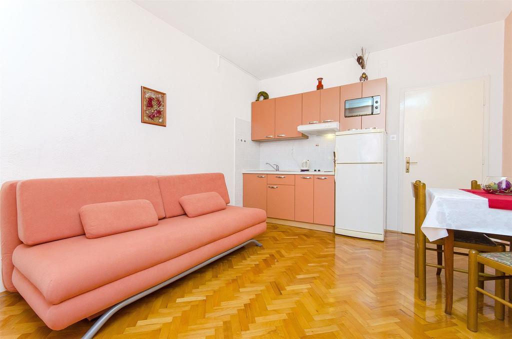 Apartments Kunac Podgora Bagian luar foto