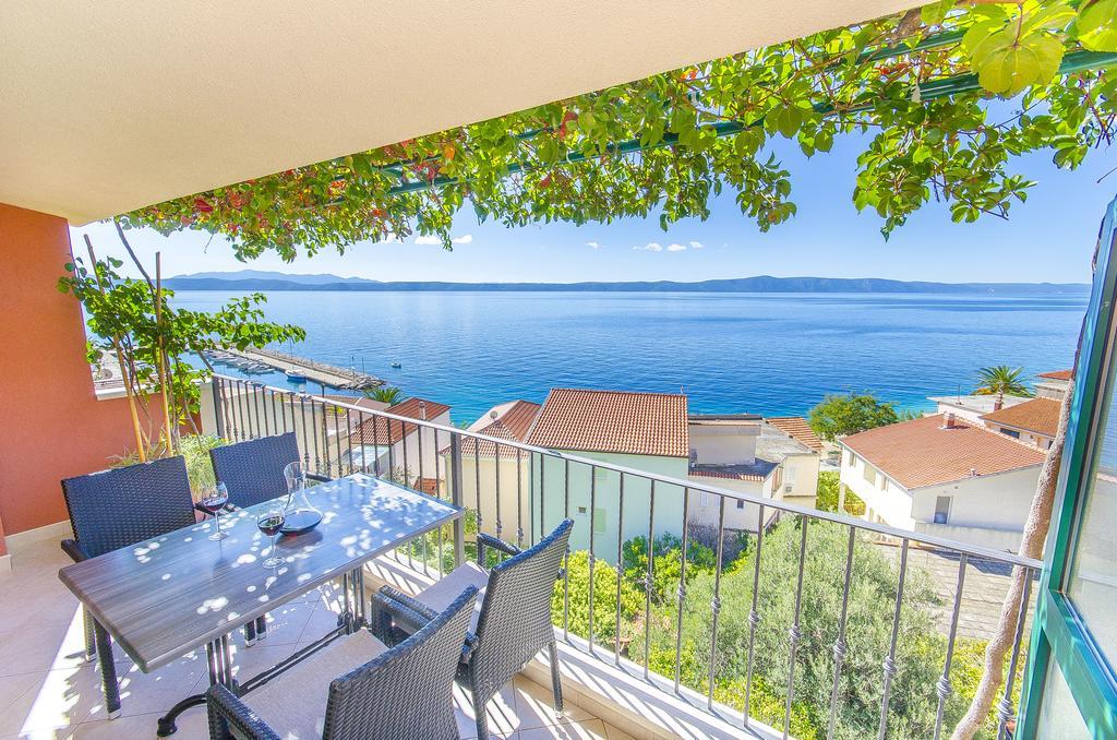 Apartments Kunac Podgora Ruang foto