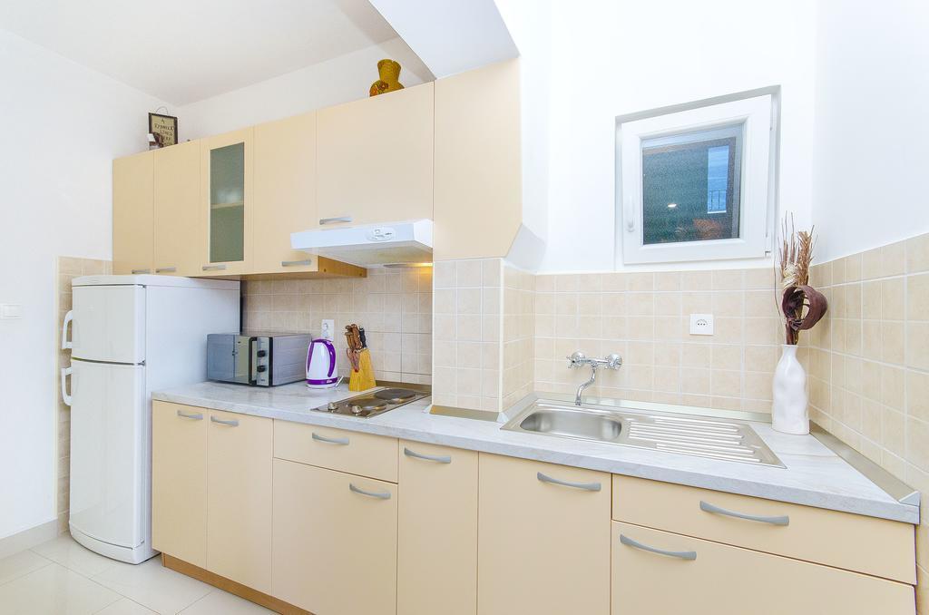 Apartments Kunac Podgora Ruang foto