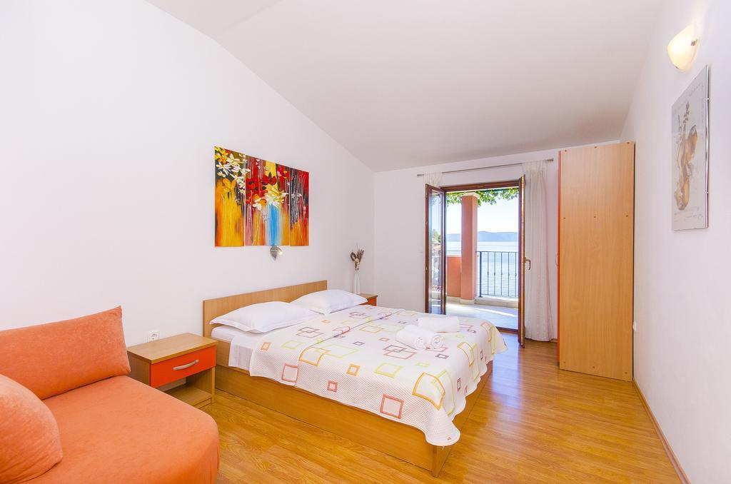 Apartments Kunac Podgora Ruang foto